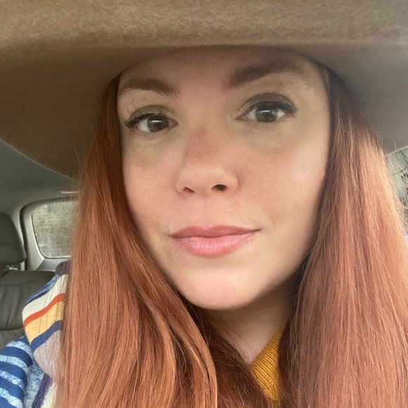 Meet your Posher, Rachel - Picture 13 of 16